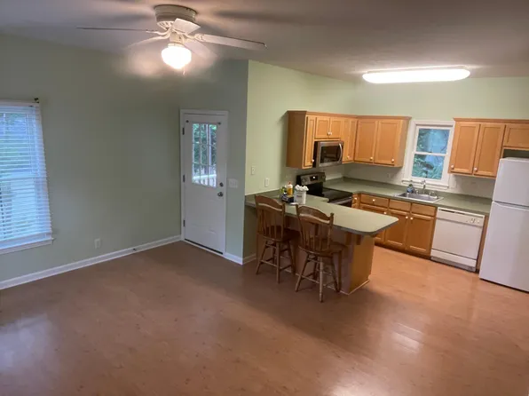 518 Galt Ln E, Shallotte, NC 28470