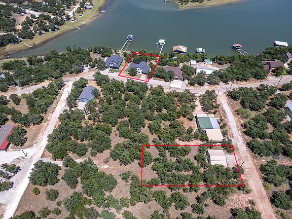 2nd image of 660 Oak Point Dr