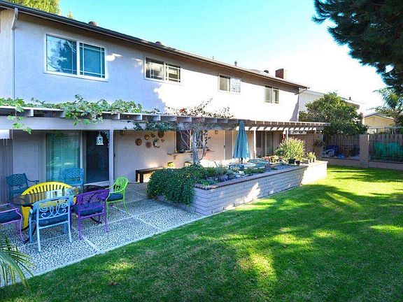 5th image of 1153 N Rowland Ave