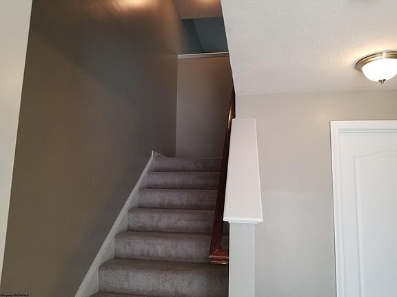 4th image of 109 Birds Eye View Dr