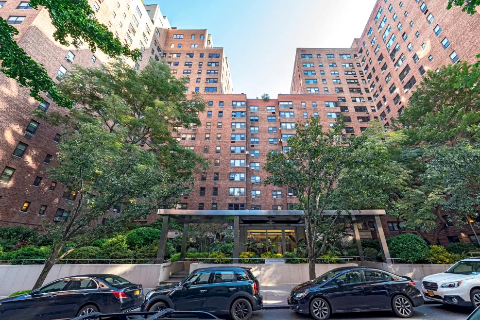 11 Riverside Drive #2HE in Upper West Side, Manhattan | StreetEasy