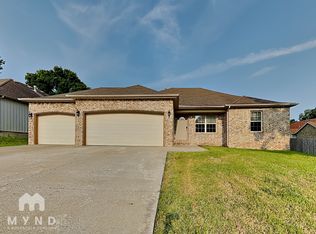 5635 S Farm Road 145, Springfield, MO 65810