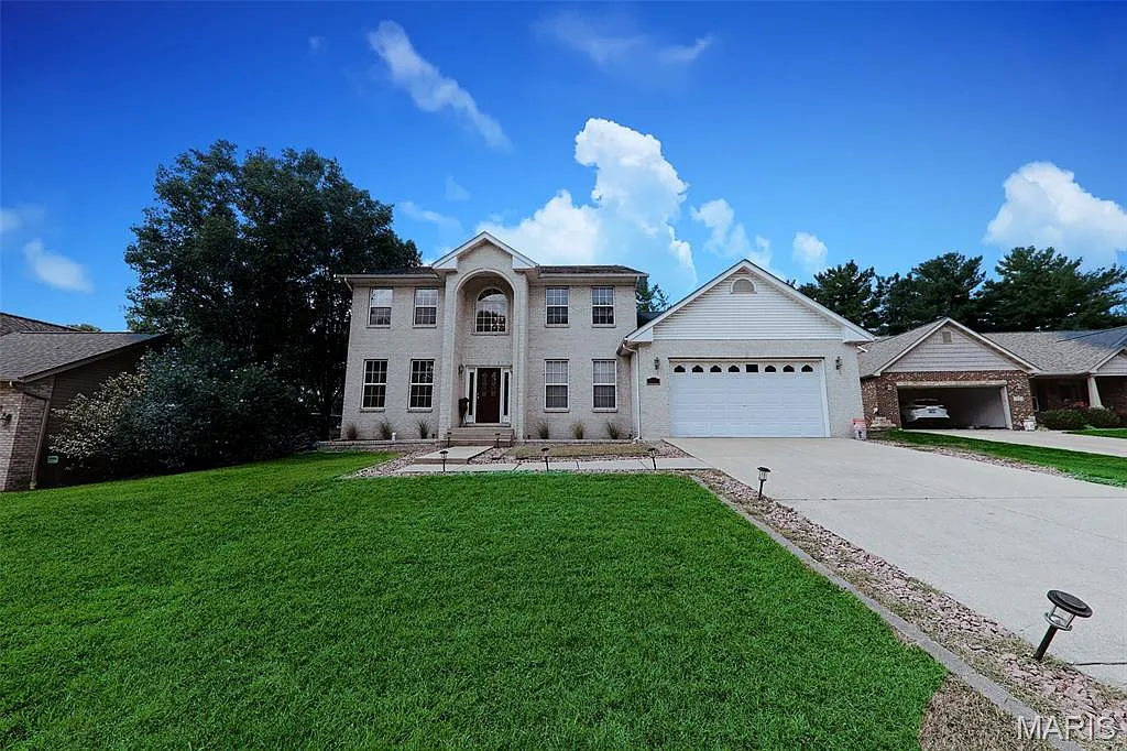 809 Stone Creek Ln photo 1