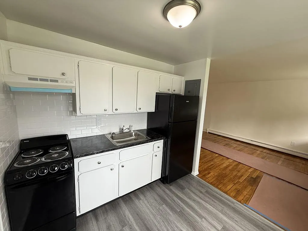 43 Rome Ave — Photo 4