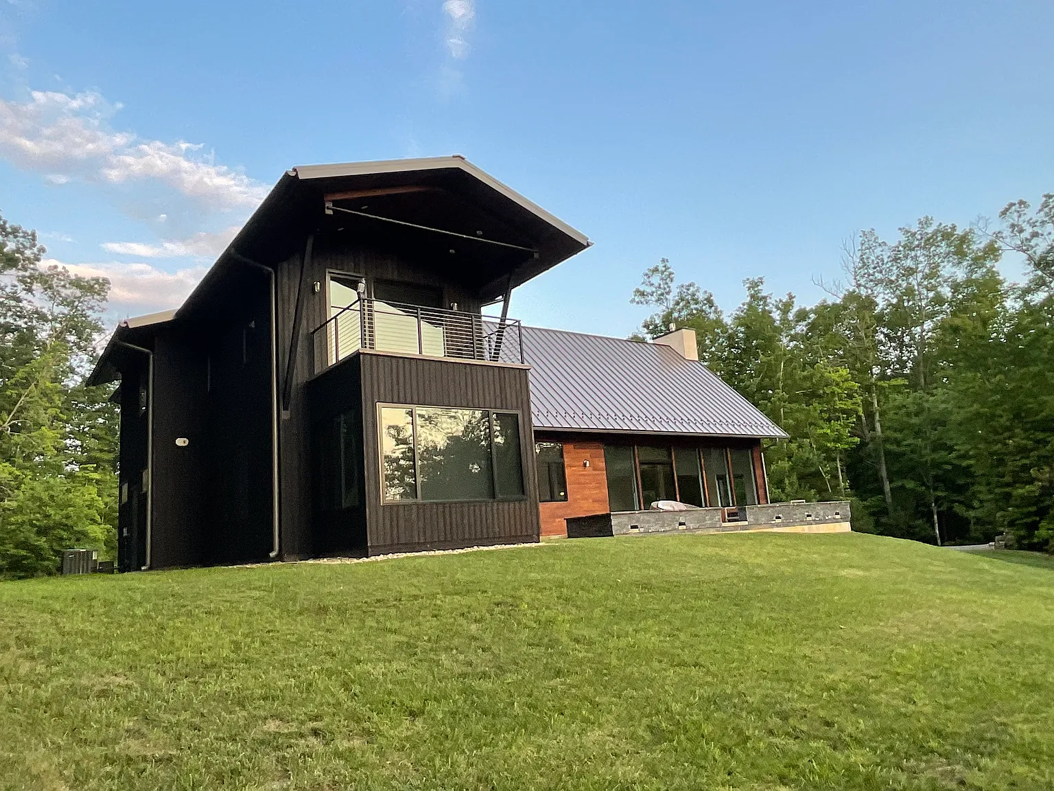 3 bed, 3.5 bath, 4000 sqft, $40,000 — Photo 4