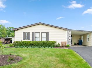 832 Clover Ln, Murrysville, PA