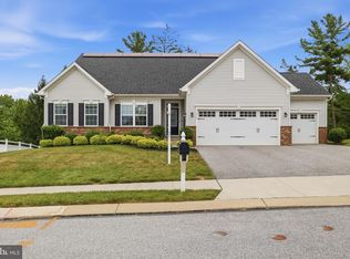 1013 Pin Oak Ln, York, PA 17403