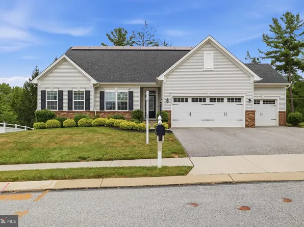 1013 Pin Oak Ln, York, PA 17403