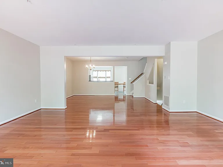 11715 Gunners Dr — Photo 8