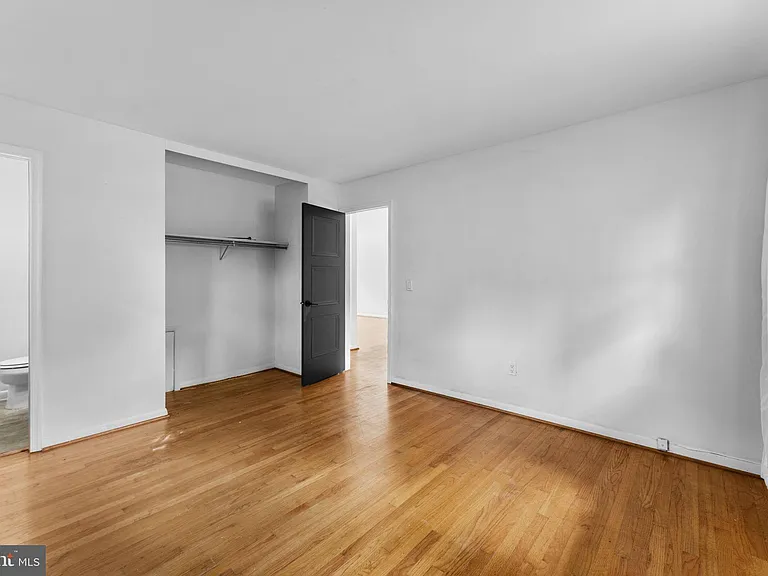203 Maple St — Photo 16