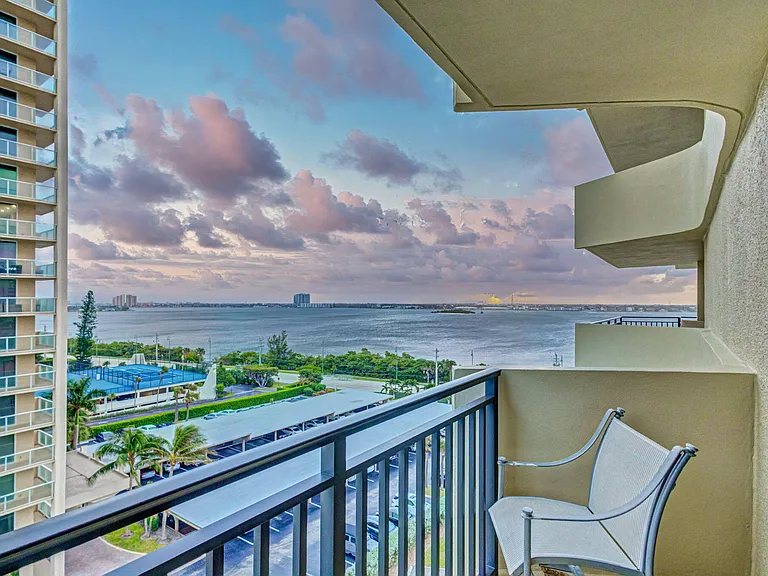 5460 N Ocean Dr #7C — Photo 30