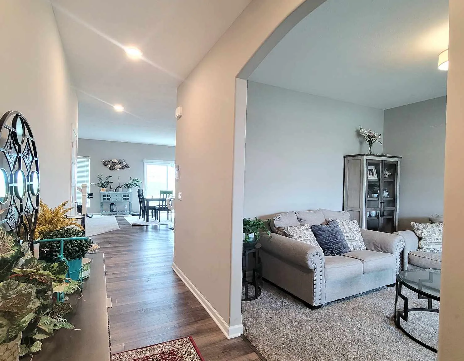 4 bed, 2449 sqft, $3,000 — Photo 2