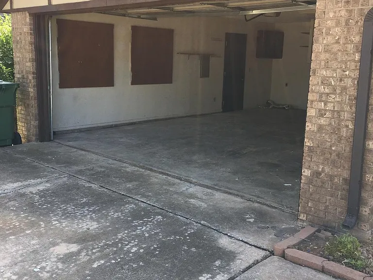 Double car garage