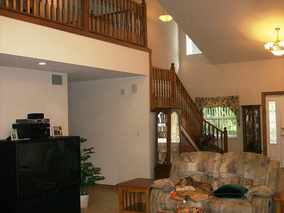 2nd image of 11606 Colony Hill Dr