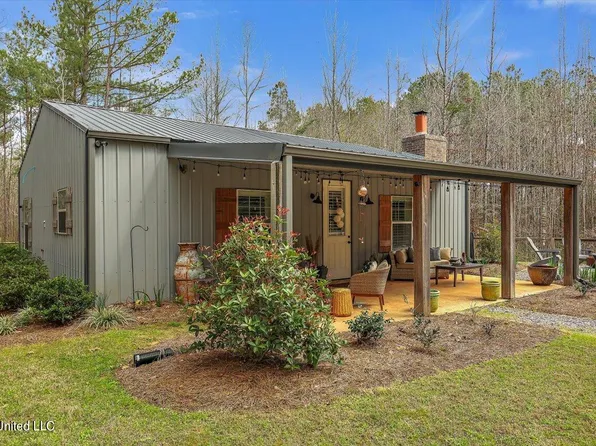 820 Forest Grove Rd, Carthage, MS 39051