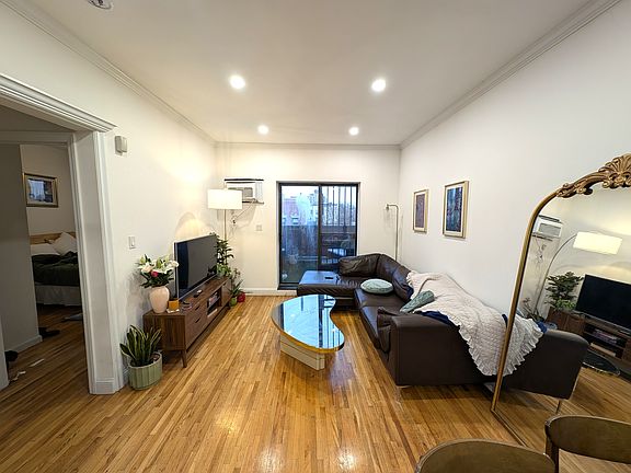 3rd image of 171 Avenue A APT 6B