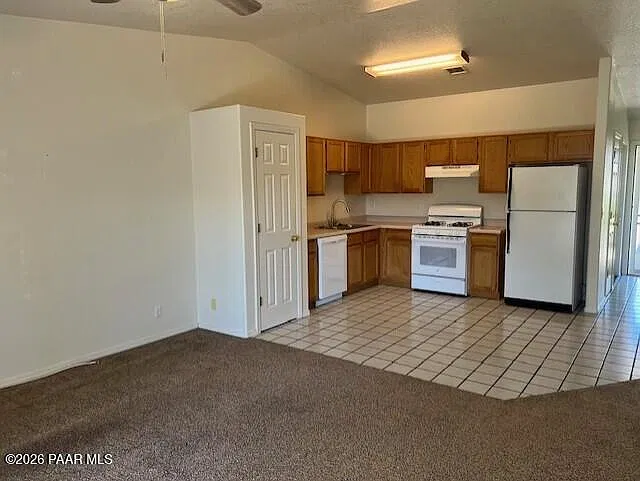 2 bed, 1.0 bath, 1718 sqft, $1,400 — Photo 4