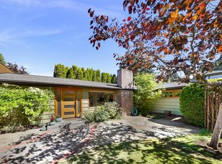 105 Acacia Pl, Bellingham, WA 98225