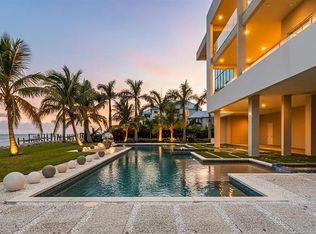 1000A Tocobaga Ln, Sarasota, FL 34236