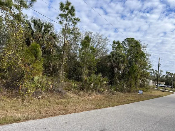 Carmelia St #29, North Pt, FL 34288