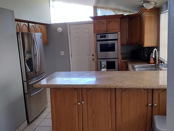 Looking into kitchen from entry
