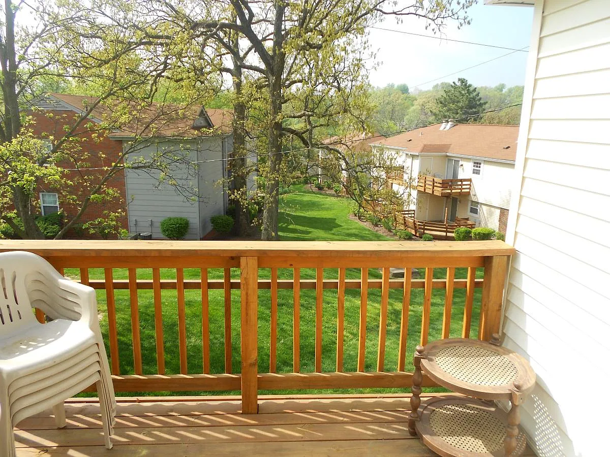 8924 Cardinal Terrace — Photo 2