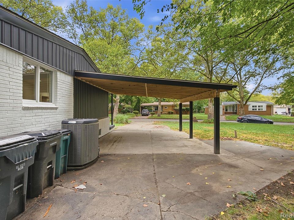 15211 Joan St, photo 29