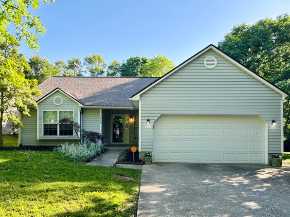 2218 Stonewood Ln, Lexington, KY 40509