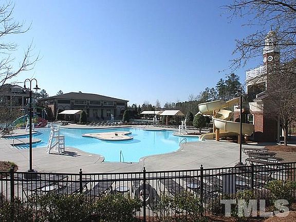 2nd image of 515 Gallberry Dr