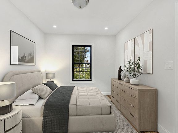 5th image of 111-42 131st St