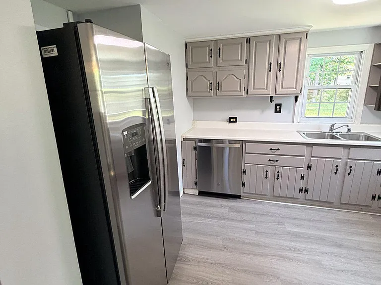 10003 Lomond Dr — Photo 23