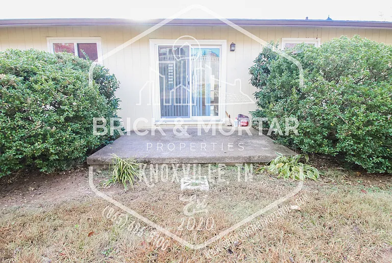 507 S Cedar St — Photo 19