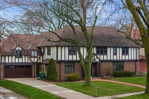 1st image of 2826 East Menlo BOULEVARD