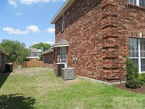 3rd image of 1314 Glendover Dr