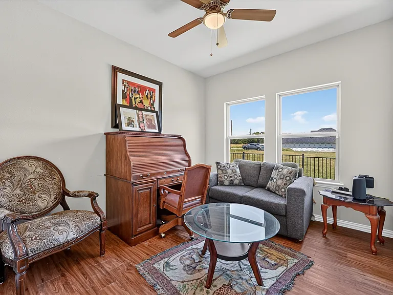 225 Sante Fe St — Photo 15
