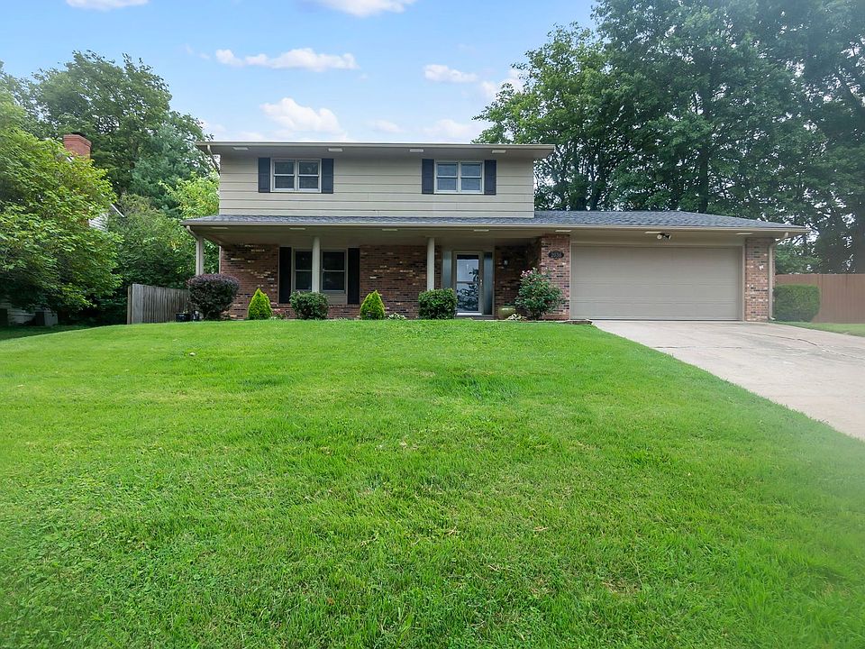 1st image of 2036 Cambridge Dr