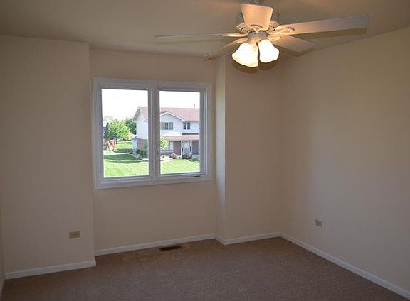 3rd image of 7612 Bayfield Dr