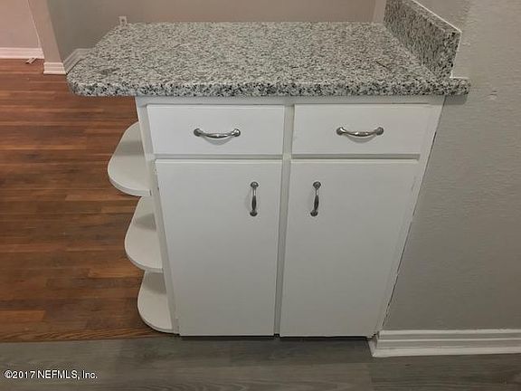 4th image of 3166 Belden Cir