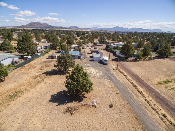 12529 SW Cinder Dr, Terrebonne, OR 97760