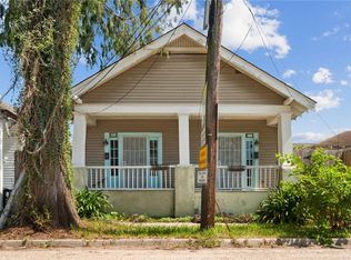 8611 Birch St, New Orleans, LA 70118