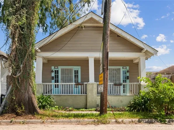 8611 Birch St, New Orleans, LA 70118