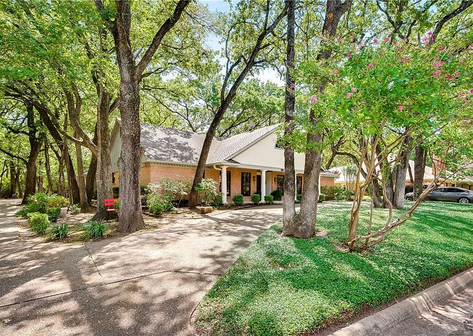1st image of 1505 Bowie Cir