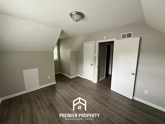 4977 Knight Arnold Rd — Photo 15