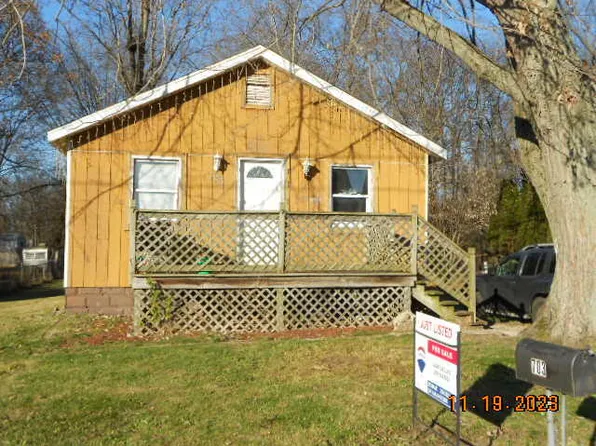 703 E G Ave, Kalamazoo, MI 49004