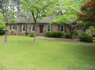 1171 Oakview Dr, Williamston, NC 27892