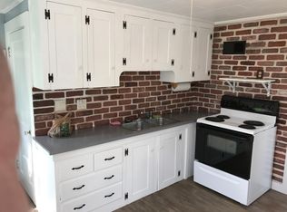 2 Porter St, Augusta, ME 04330