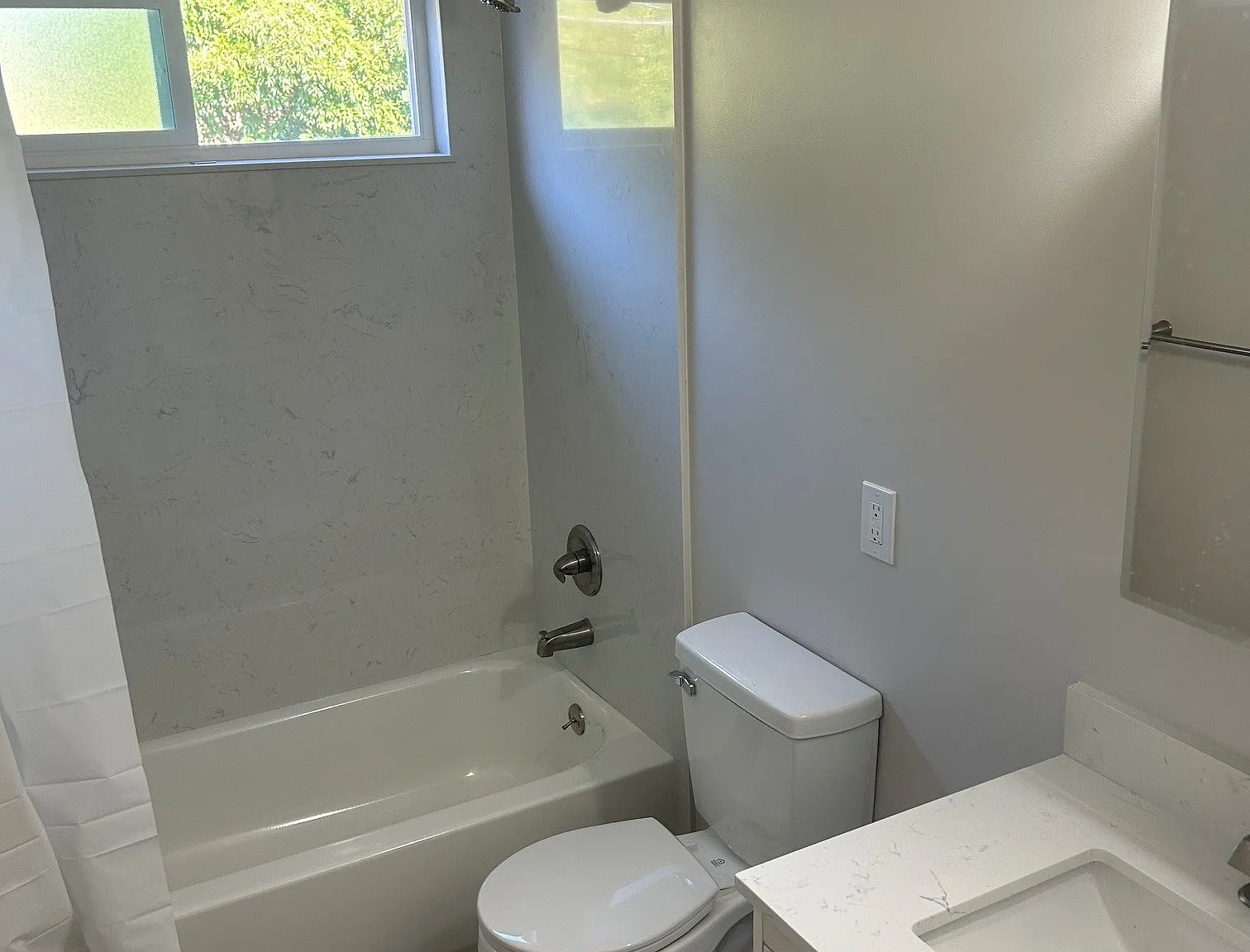 495 Richfield Dr — Photo 3