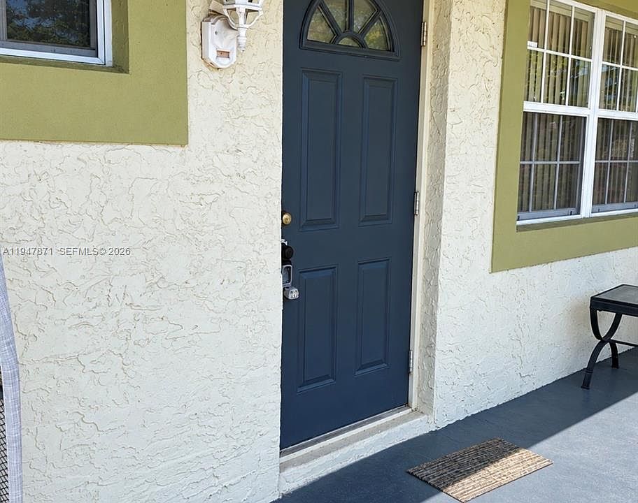 1st image of 1963 SW 70th Way