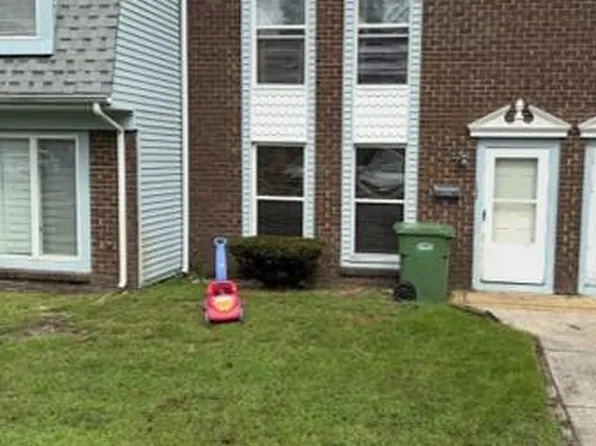 152 Williamsburg Lane, Lakewood, NJ 08701