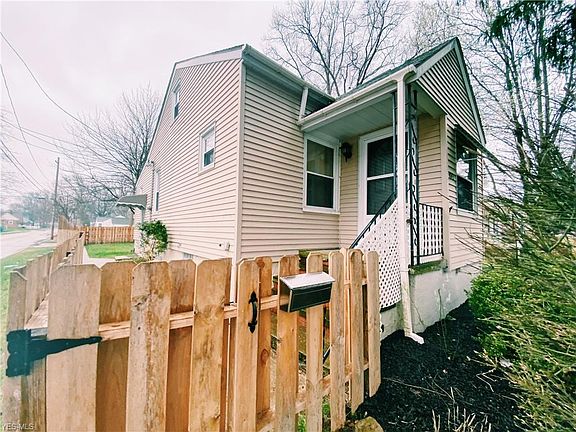 2nd image of 4043 W 226th St